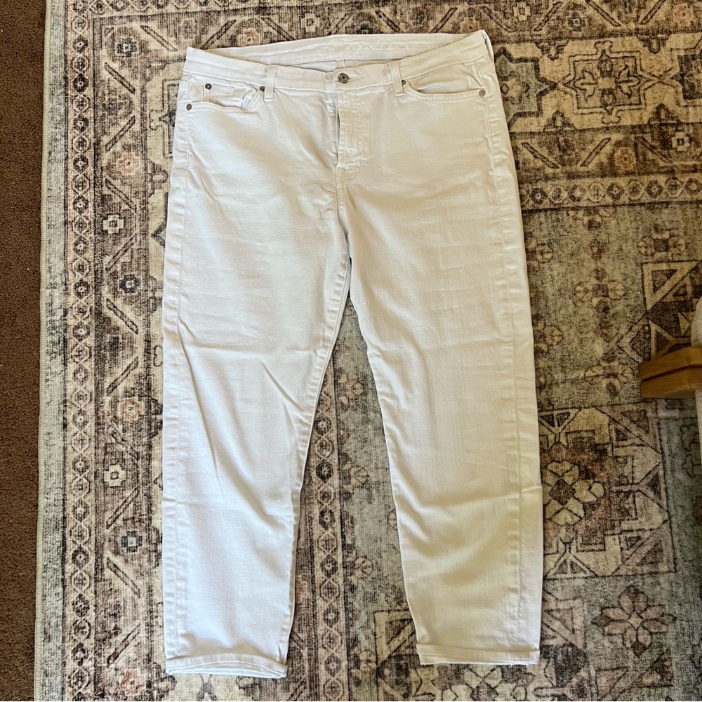 7 For All Mankind Kimmie Cropped white jeans